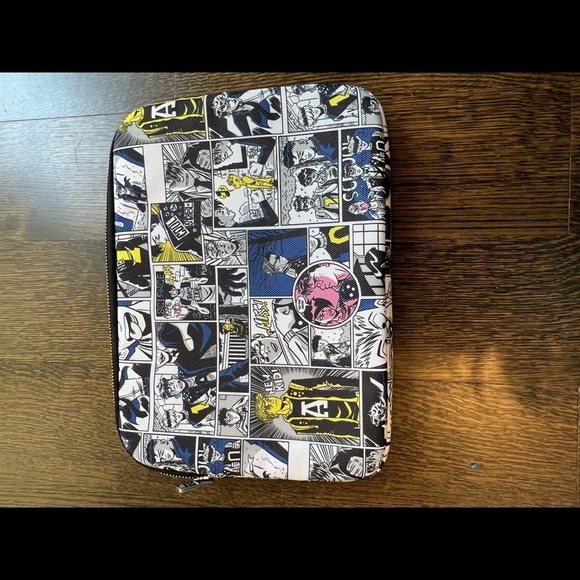 Comic computer sleeve - Picture 1 of 3